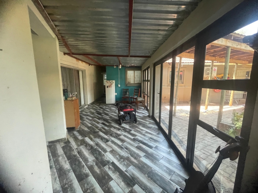 4 Bedroom Property for Sale in Bodorp North West